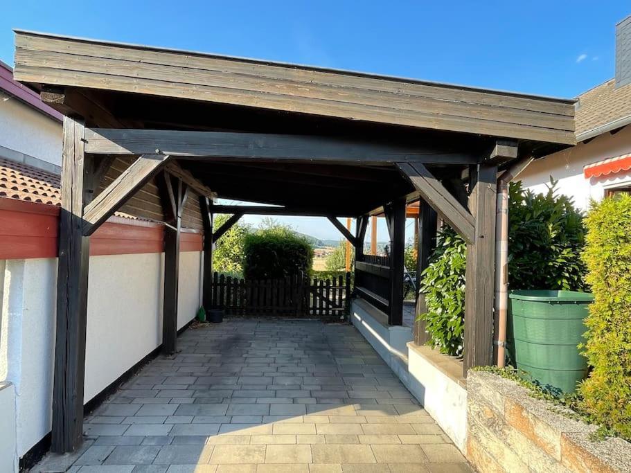 Ferienwohnung Leuchtbergblick Mit Terrasse Und Pkw Stellplatz エシュヴェーゲ エクステリア 写真