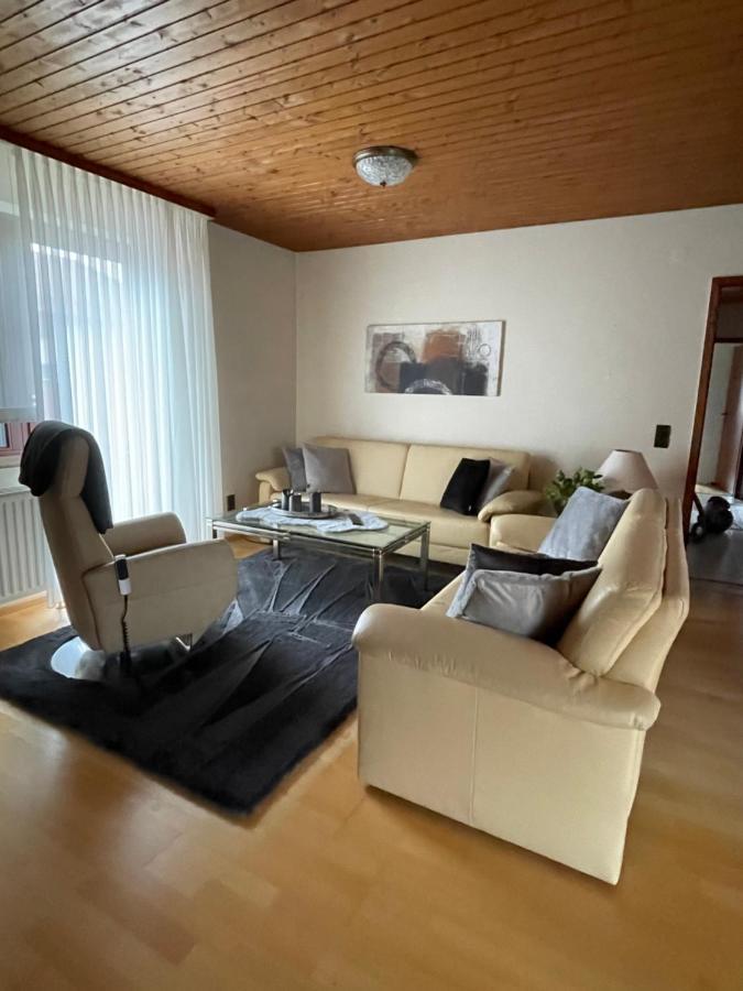 Ferienwohnung Leuchtbergblick Mit Terrasse Und Pkw Stellplatz エシュヴェーゲ エクステリア 写真